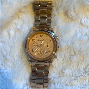 Michael Kors Women’s Boyfriend Rose Gold Watch